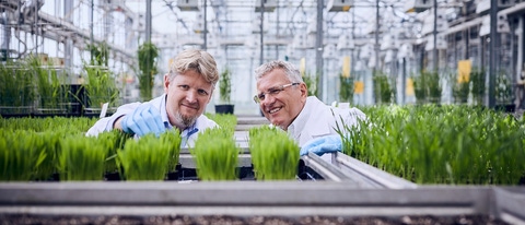 Worldwide, BASF researchers work on new agricultural solutions that enable balance between agricultural productivity, environmental protection and society’s needs. Worldwide, BASF researchers work on new agricultural solutions that enable balance between agricultural productivity, environmental protection and society’s needs.